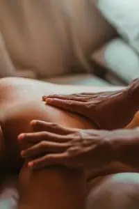 Locker im Körper, klar im Kopf: Wie Massage Blockaden löst und das Wohlbefinden steigert